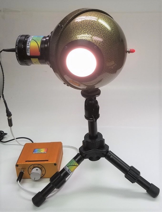 UV-LED uniform surface illumination light source UniField